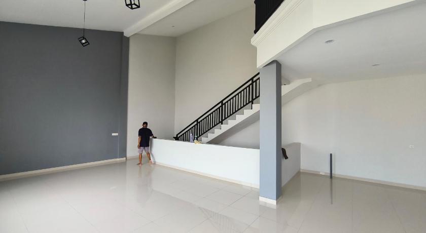 Tumesa Guesthouse Syariah 2 - image 5