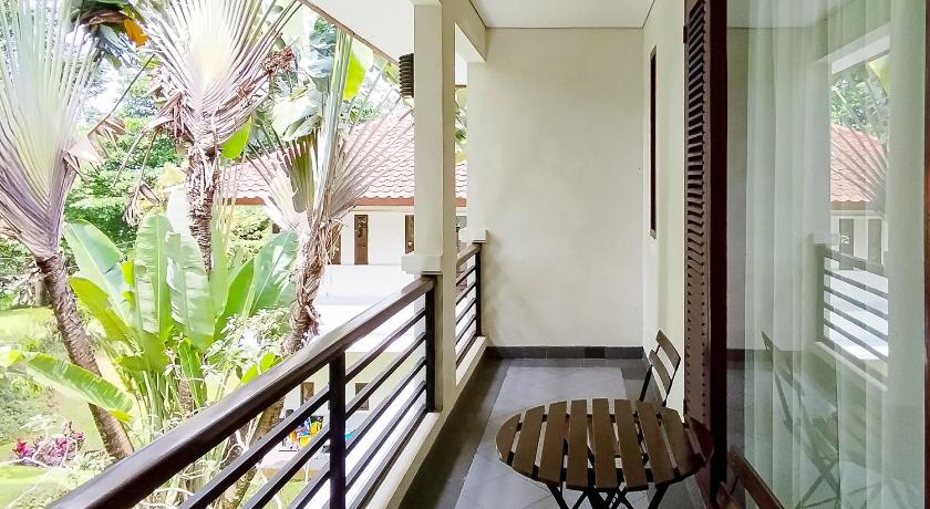 Urbanview near Pasir Angin Hotel - image 3