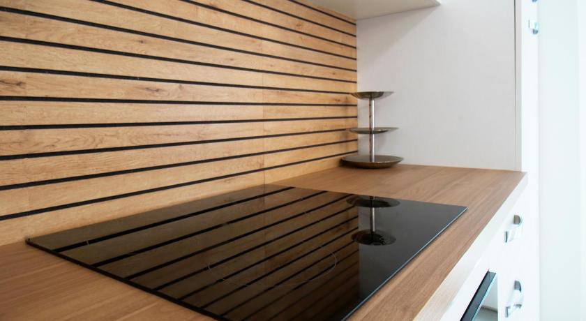 レッコ CASA IDEALE TIM Appartmanti moderni vicina al centro 3つ星 ゲストハウス プール