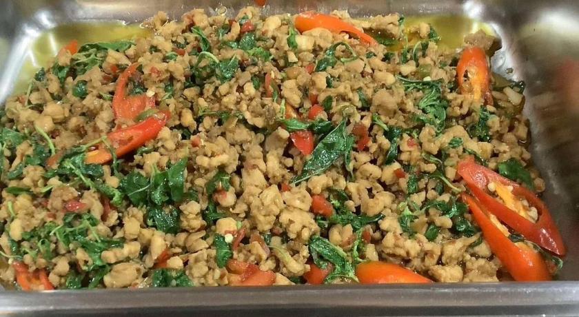 タク Poonnagunn hotel 3つ星 ホテル ロビー