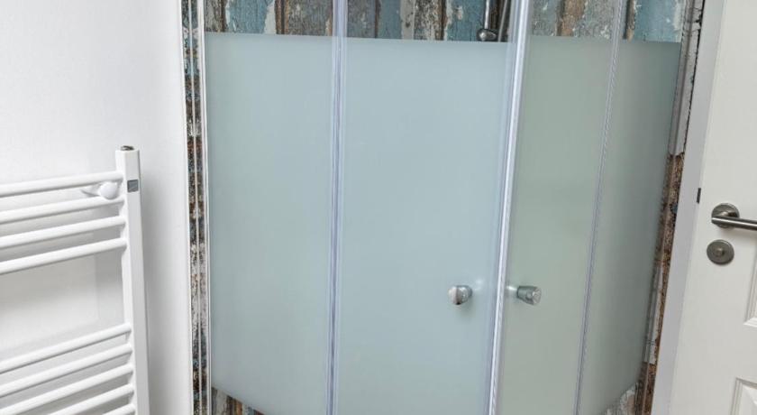 Image of Deluxe Double Room with Balcony 13