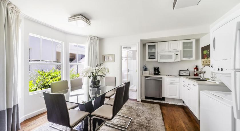 Miami Beach Villa Italia by At Mine Hospitality 3-Star Accommodation view