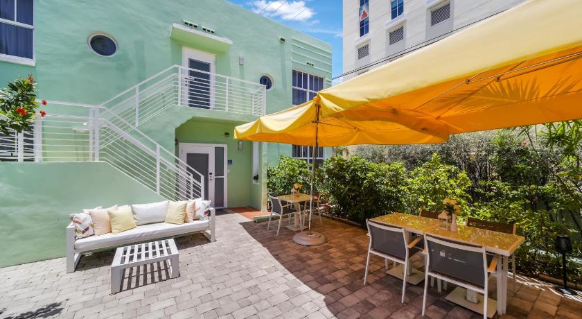 Miami Beach Villa Italia by At Mine Hospitality 3-Star Accommodation lobby
