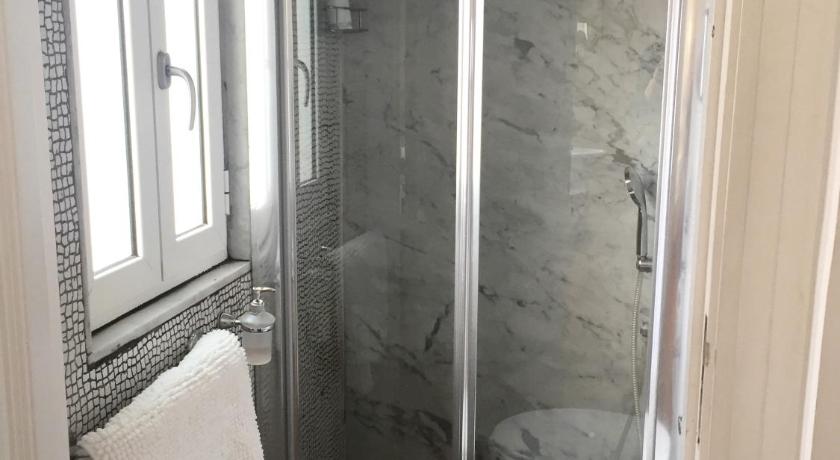 Image of Double or Twin Room 12