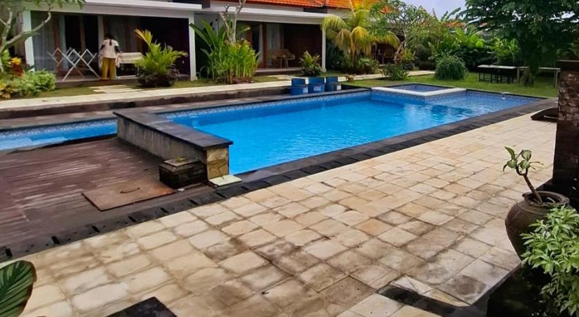 巴厘 AJ Guest House 3星级 酒店 泳池