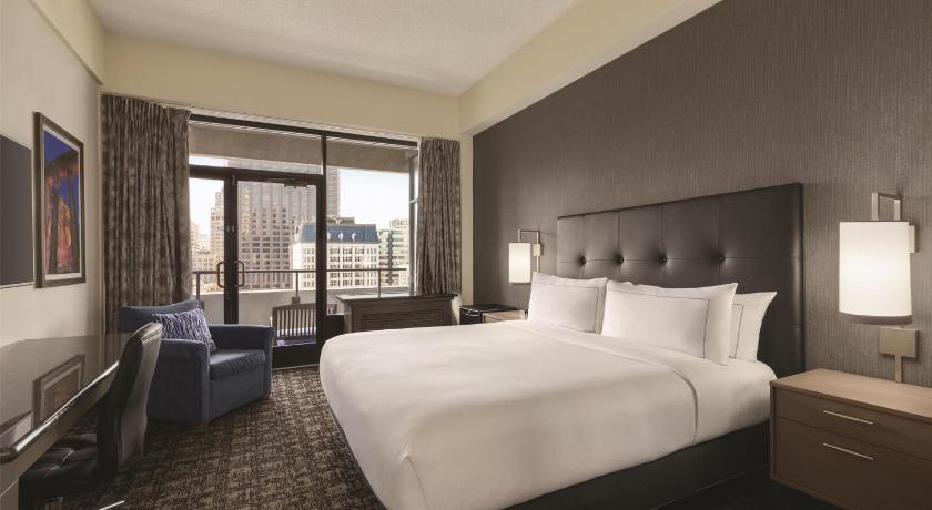 Image of King Room with Balcony 0