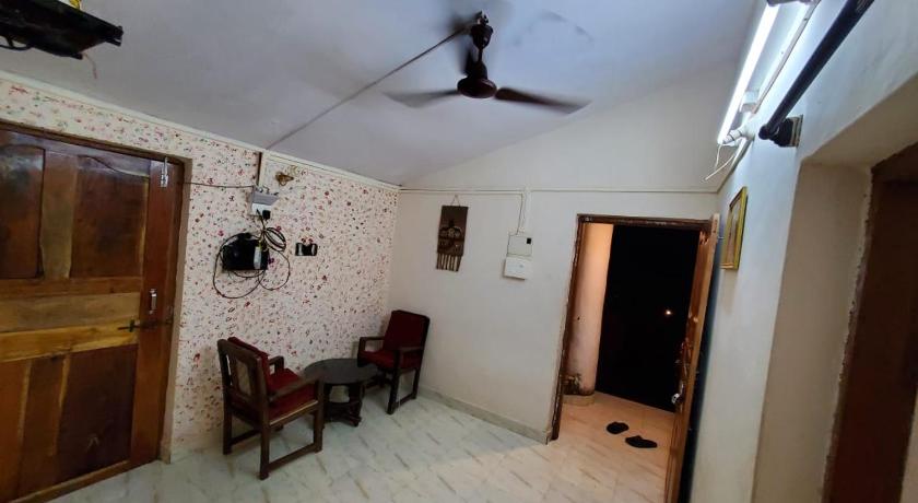 Image of One-Bedroom House 7
