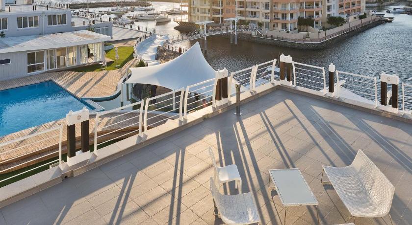 Krystal Beach Hotel Pty Ltd photo 2
