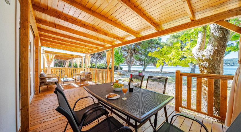 Mobile Homes Adriatic Kampovi Perna Orebic - image 12
