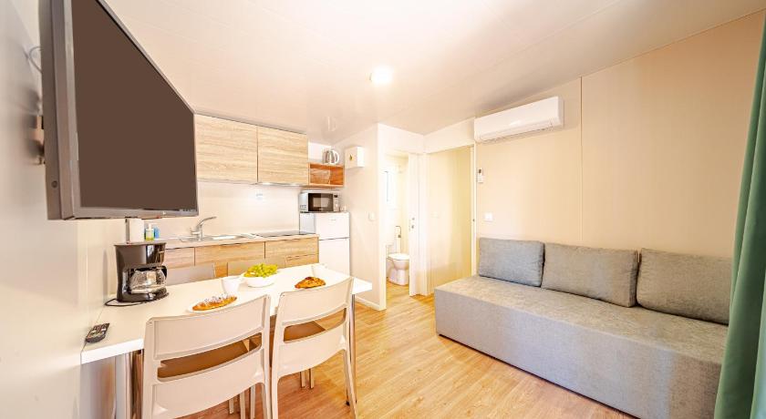 Mobile Homes Adriatic Kampovi Perna Orebic - image 16