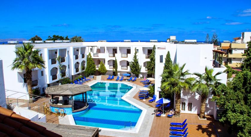 Club Lyda Hotel - image 12