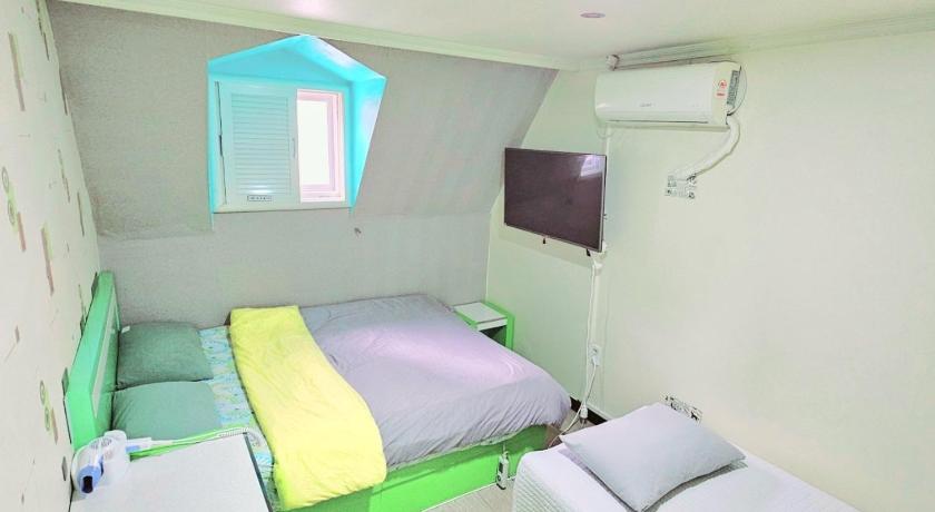 ソウル Long stay hostel Sinchon Hongdae 1つ星 ホテル ロビー
