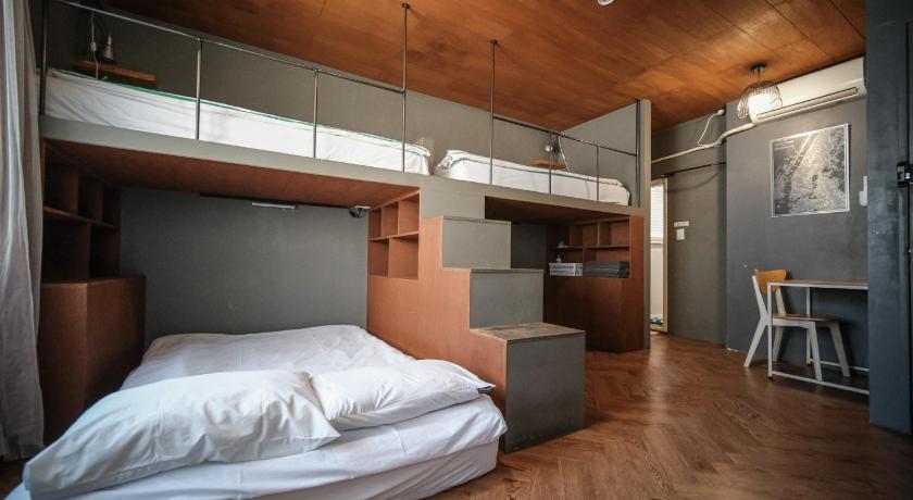 서울 시스앤브로 게스트하우스 (Sisnbro Guesthouse) 2성급 호텔 수영장