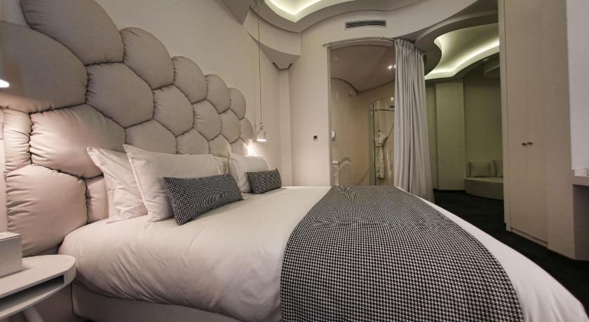 Image of Gauthier Suite 4