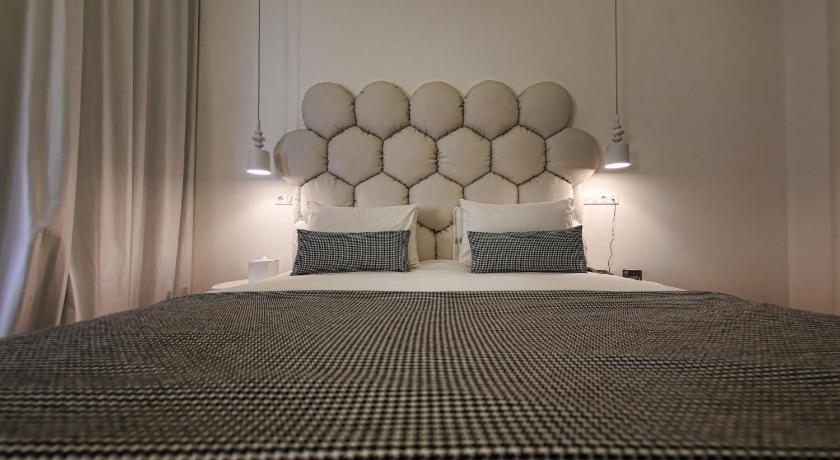 Image of Gauthier Suite 8