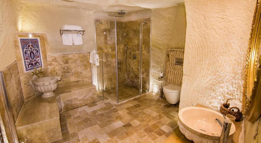Immagine di Suite Grotta Premium Luna di Miele (Premium Honeymoon Cave Suite) 5