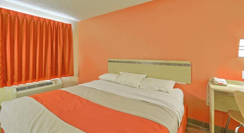 Motel 6-Maple Shade Township, NJ - Philadelphia - Mt Laurel