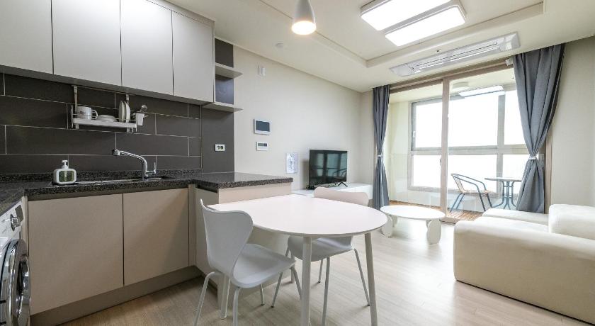 Incheon The november stay in Landmark 3-Star Hotel view