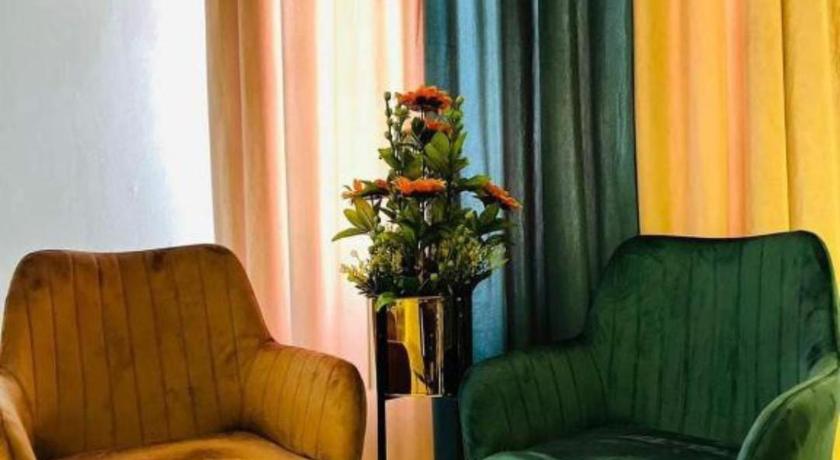 Tulip Hotel - image 6