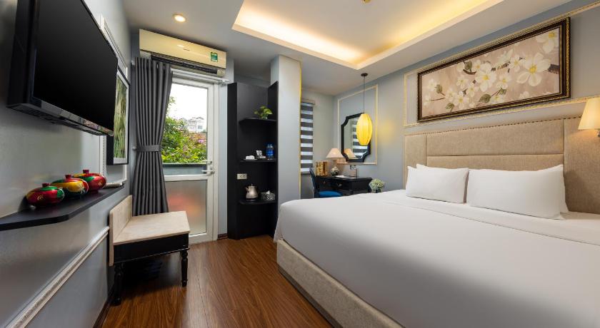 Image of Deluxe Double Room with City View 0