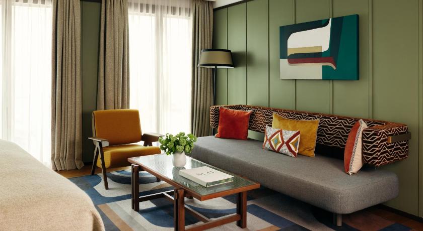 Image of Deluxe Room 1