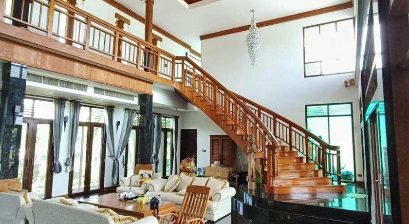 プーケット Kiri Anda Villa Phuket 4つ星 ゲストハウス ロビー