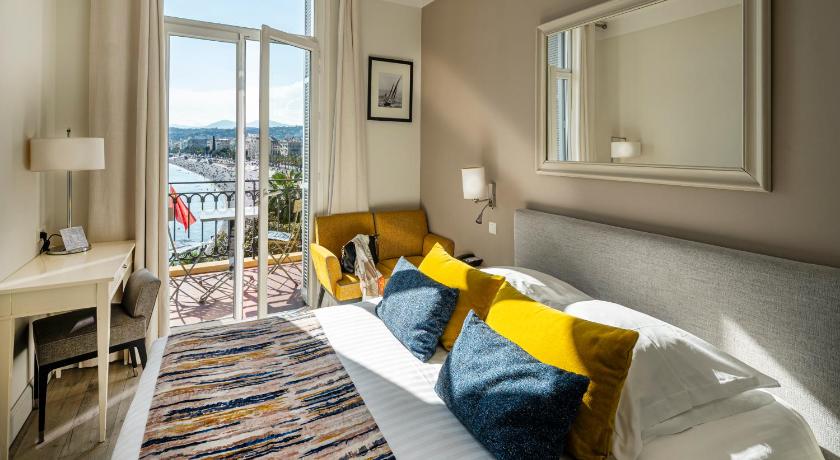 Image of Superior Double Room - Sea View 3