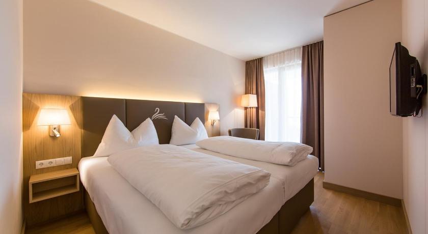Image of One-Bedroom Suite 3