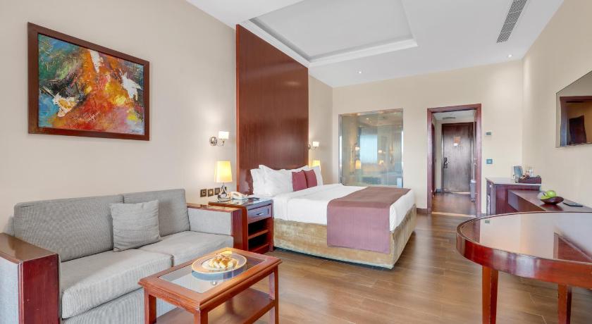 Image of Royal Savoy Suite with Lounge Access (Adults Only) 6