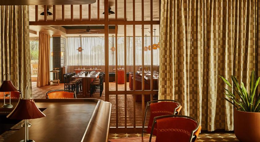 Wrightsville Beach (NC) Trailborn Surf & Sound, Outdoor Collection by Marriott Bonvoy 4-Star Accommodation restaurant