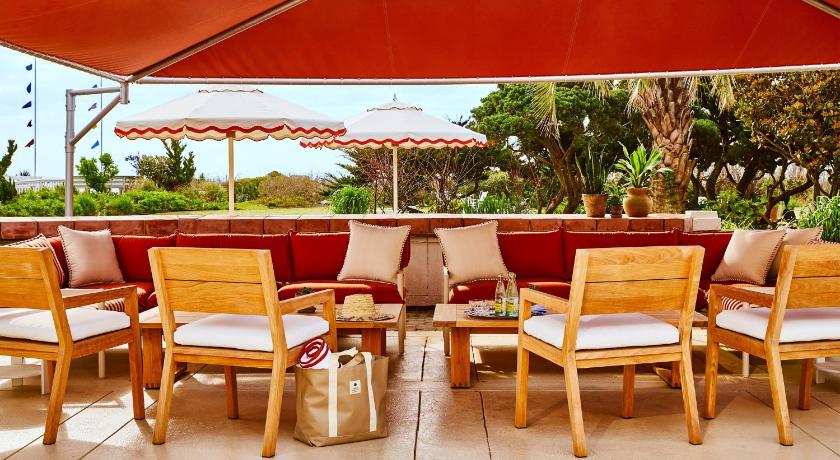 Wrightsville Beach (NC) Trailborn Surf & Sound, Outdoor Collection by Marriott Bonvoy 4-Star Accommodation restaurant