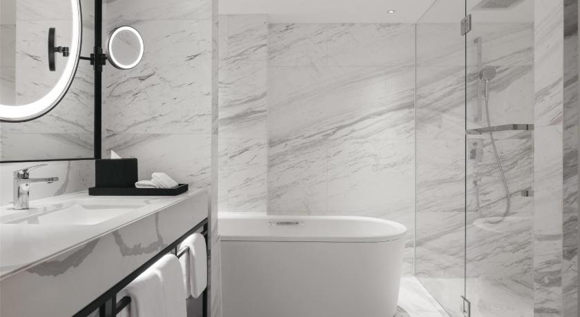 Bild von: Suite mit 1 Schlafzimmer mit Kingsize-Bett und Zugang zur Lounge (One-Bedroom King Suite - Lounge Access) 2