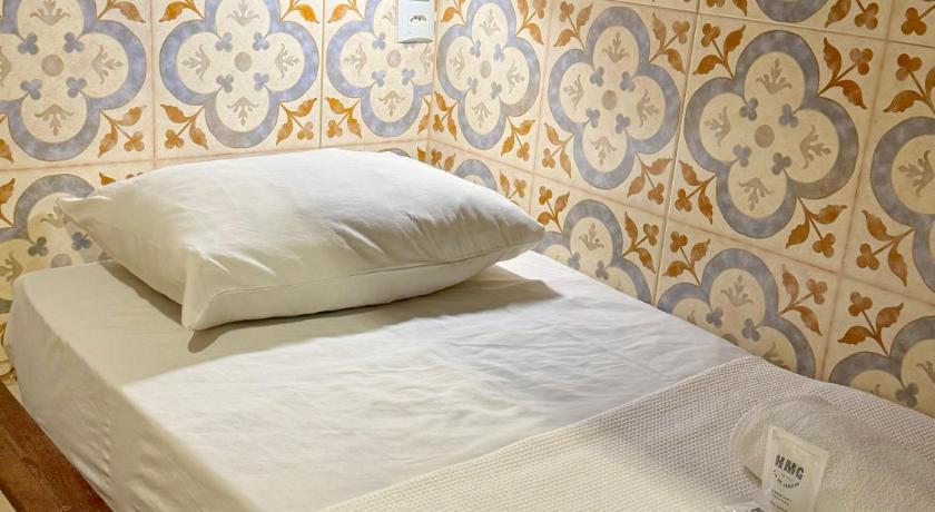 Image of Bed in 4-Bed Female Dormitory Room 1