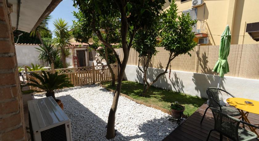 ローマ Anna House 4つ星 シングルルーム プール