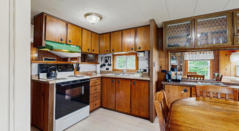 リンカーン (NH) Riverbank's Pemi Cottage 4つ星 宿泊施設 レストラン