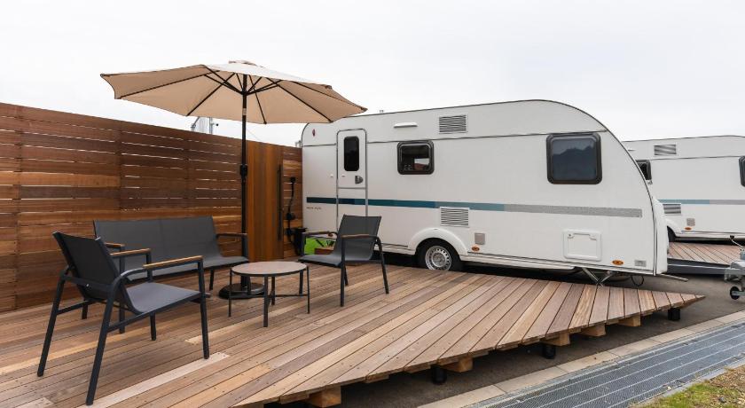 Kobe Aquaignis Awaji Island TRAILER PARK 3-Star Guesthouse restaurant