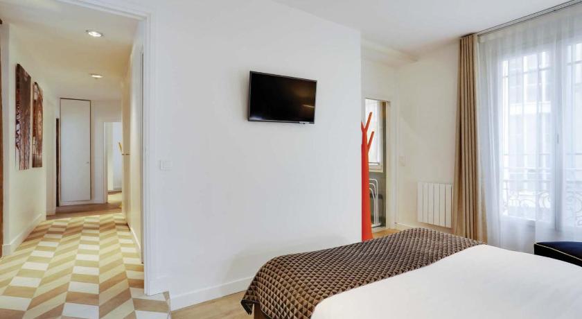 Image of Three-Bedroom Deluxe Apartment 9