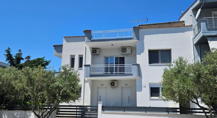 Nias Apartments 103