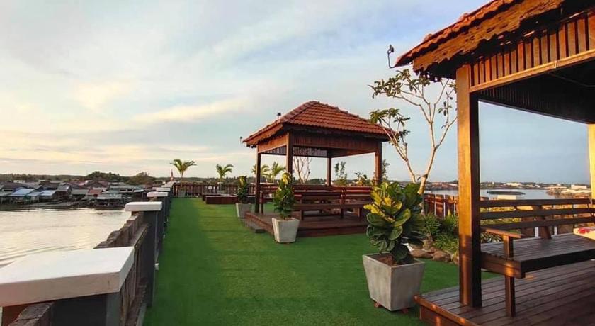 Kuala Krau Capital O 91170 Kurau Bay Hotel 3-Star Hotel view