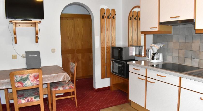 Image of One-Bedroom Apartment 5