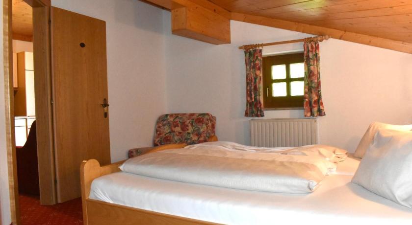 Image of One-Bedroom Apartment 7