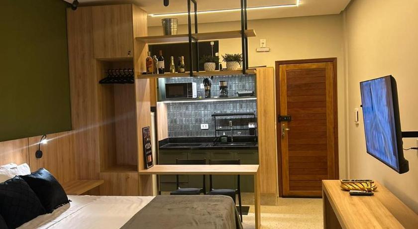 Alter Beach Flat