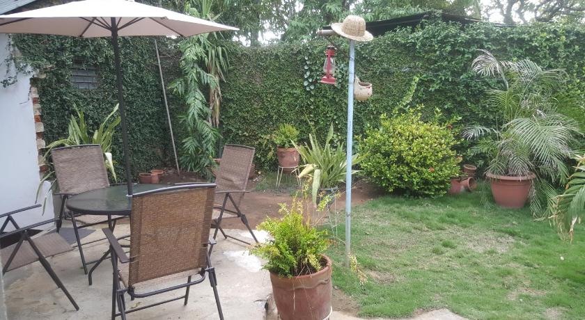 Hostal El Jardin photo