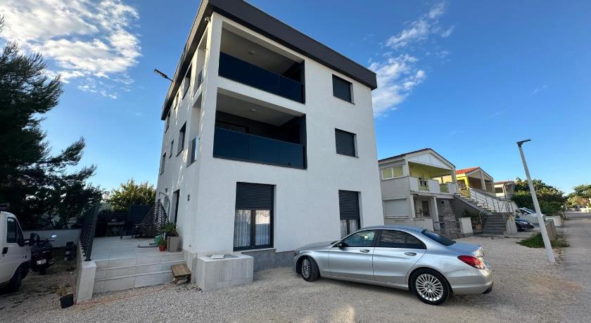 Apartmani VIR