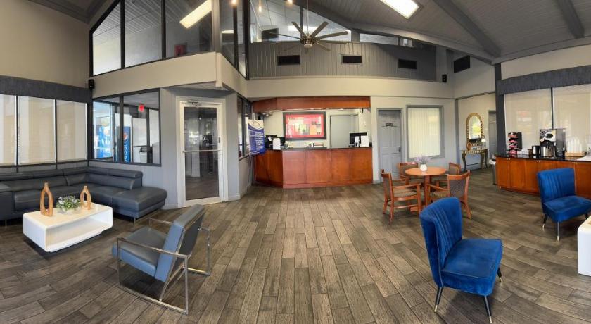 Orlando Budget Inn Sanford International Airport 2-Star Accommodation pool