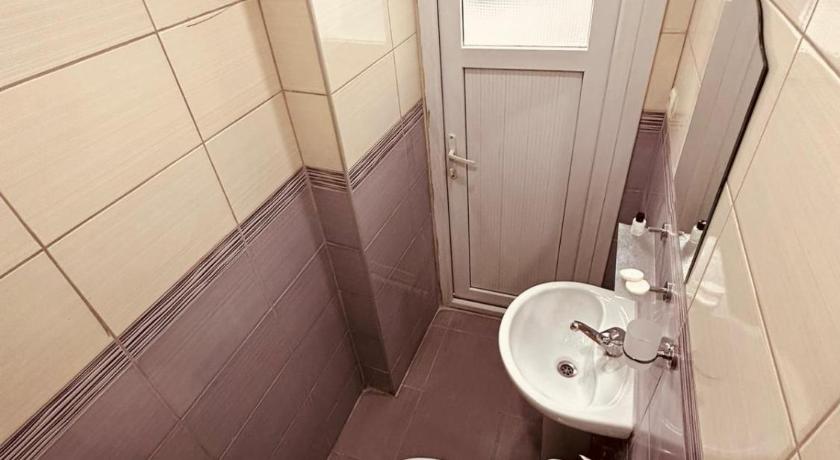 Sera Hotel - image 12