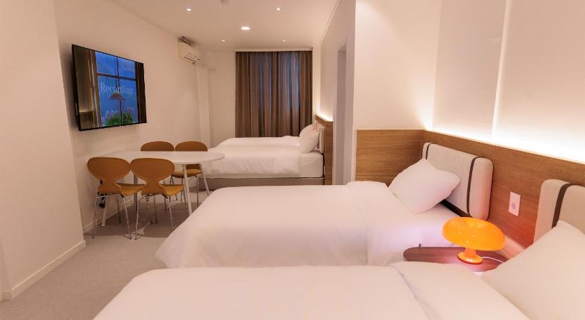 首尔 Wecostay Cheongnyangni 4星级 民宿 泳池