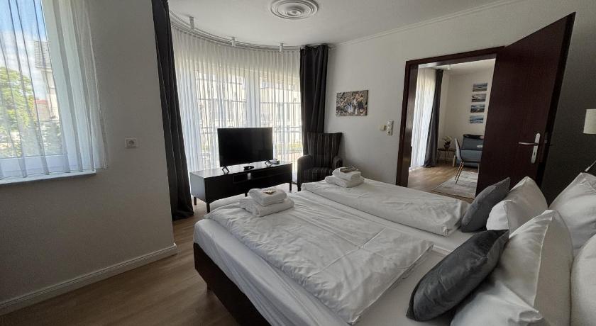 Image of One-Bedroom Suite 0
