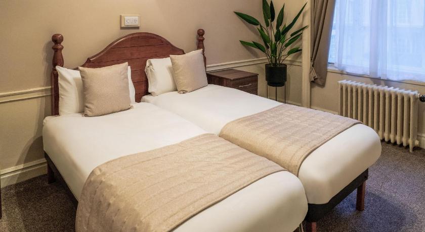 Image of Standard Double or Twin Room 5