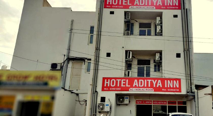 Hotel Aditya Inn - image 9